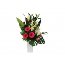 Pink-Elegance-Premium-Flower-Arrangement-Perth-1
