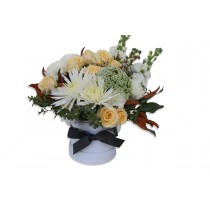 Valentine's Day Flowers in a Hat Box - Whites
