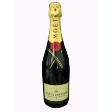 Moet & Chandon Brut Imperial French Champagne 700ml