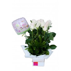 Pretty in Pink Rose Arrangement with Balloon